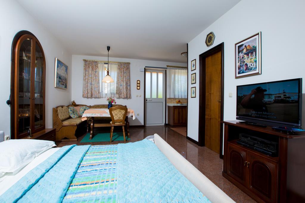 Apartment Dolores Opatija Exteriör bild