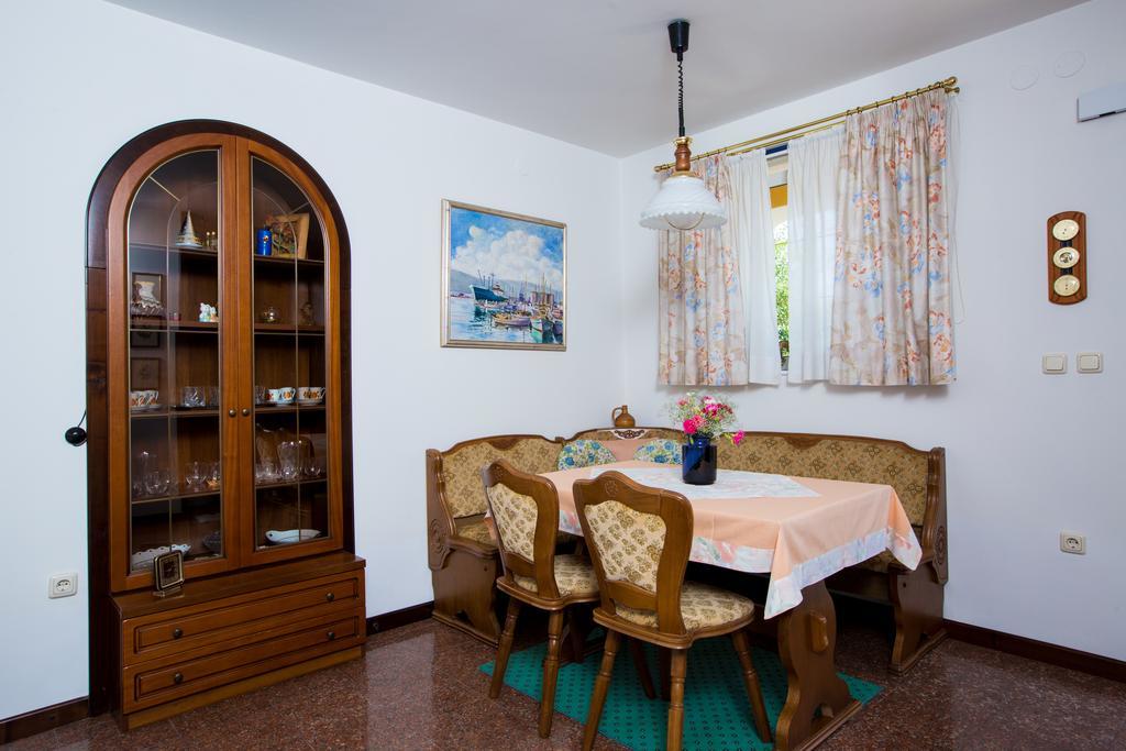 Apartment Dolores Opatija Exteriör bild